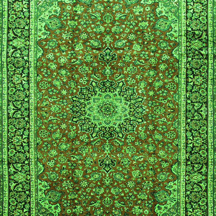 Serging Thickness of Machine Washable Medallion Green Traditional Area Rugs, wshtr83grn