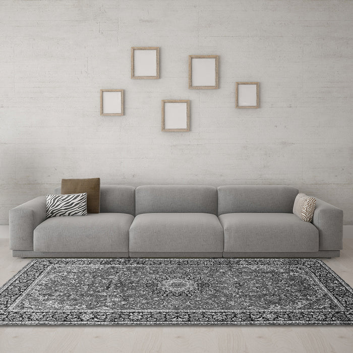 Machine Washable Medallion Gray Traditional Rug in a Living Room,, wshtr83gry