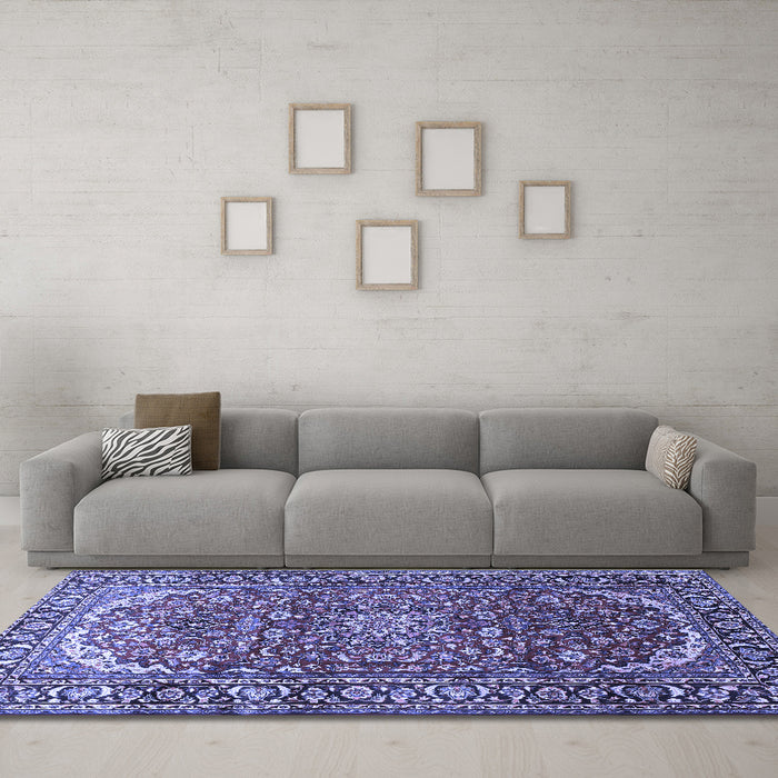 Machine Washable Persian Blue Traditional Rug in a Living Room, wshtr840blu