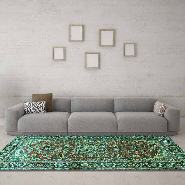 Machine Washable Persian Turquoise Traditional Area Rugs in a Living Room,, wshtr840turq