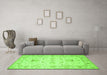 Machine Washable Oriental Green Traditional Area Rugs in a Living Room,, wshtr845grn