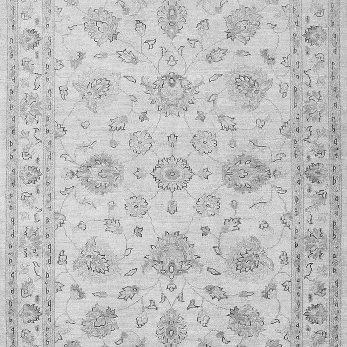 Serging Thickness of Machine Washable Persian Gray Traditional Rug, wshtr847gry