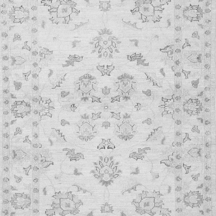 Serging Thickness of Machine Washable Persian Gray Traditional Rug, wshtr848gry