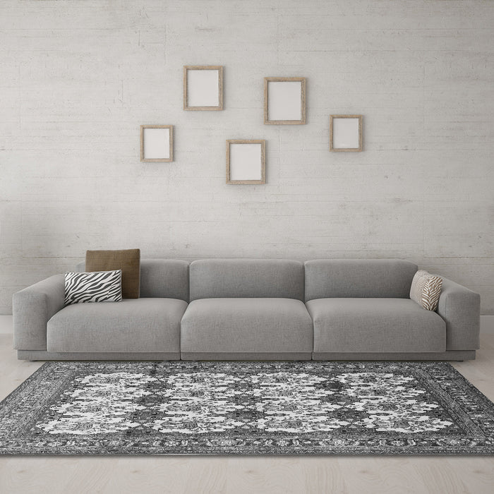 Machine Washable Persian Gray Traditional Rug in a Living Room,, wshtr853gry