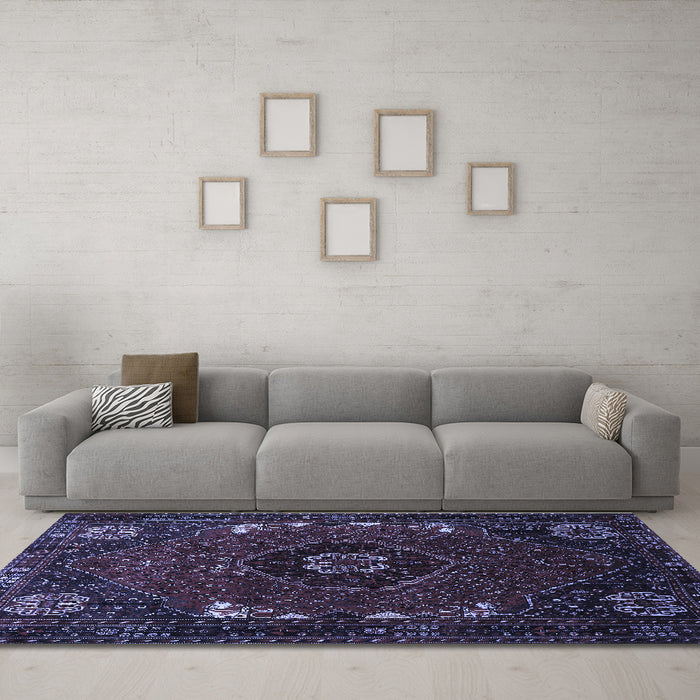 Machine Washable Persian Blue Traditional Rug in a Living Room, wshtr855blu