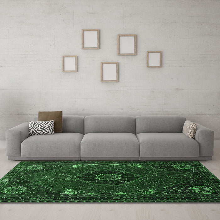 Machine Washable Persian Emerald Green Traditional Area Rugs in a Living Room,, wshtr855emgrn
