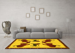 Machine Washable Animal Yellow Traditional Rug in a Living Room, wshtr857yw