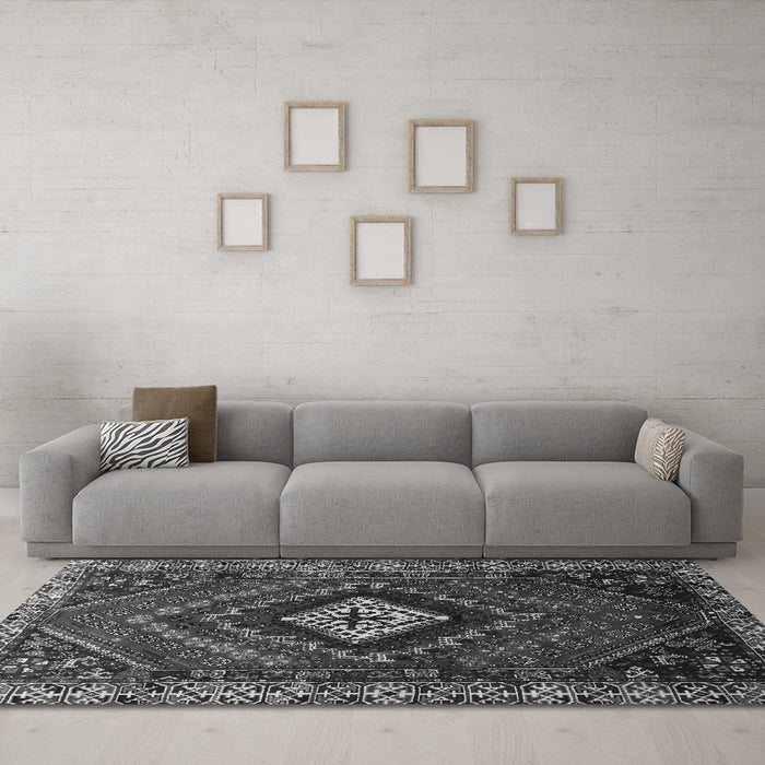 Machine Washable Persian Gray Traditional Rug in a Living Room,, wshtr865gry