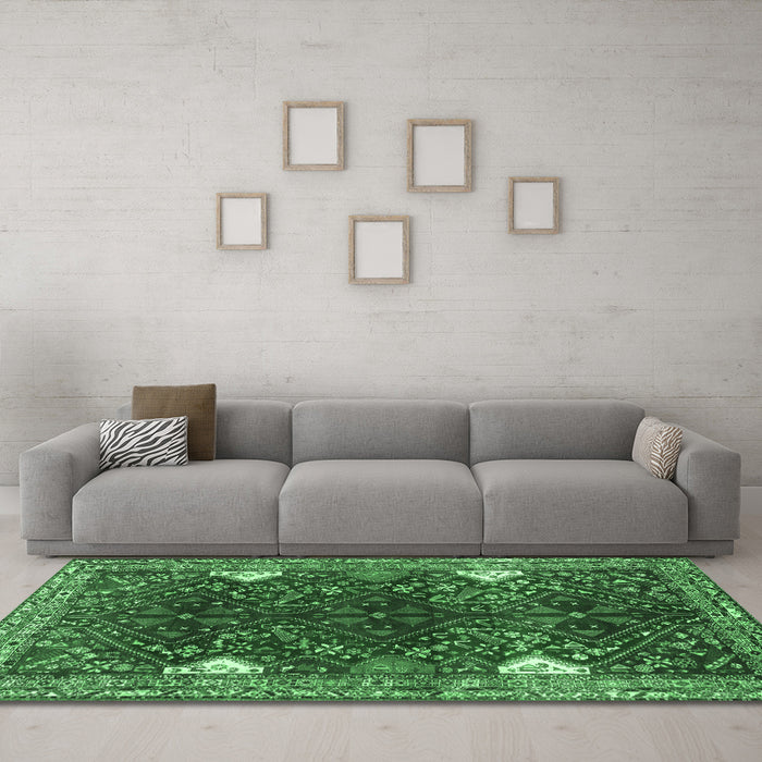 Machine Washable Persian Emerald Green Traditional Area Rugs in a Living Room,, wshtr867emgrn