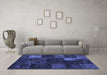 Machine Washable Persian Blue Traditional Rug in a Living Room, wshtr874blu