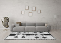 Machine Washable Southwestern Gray Country Rug in a Living Room,, wshtr877gry