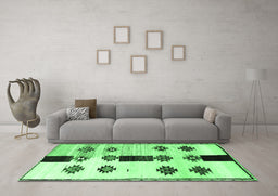 Machine Washable Southwestern Emerald Green Country Area Rugs in a Living Room,, wshtr877emgrn