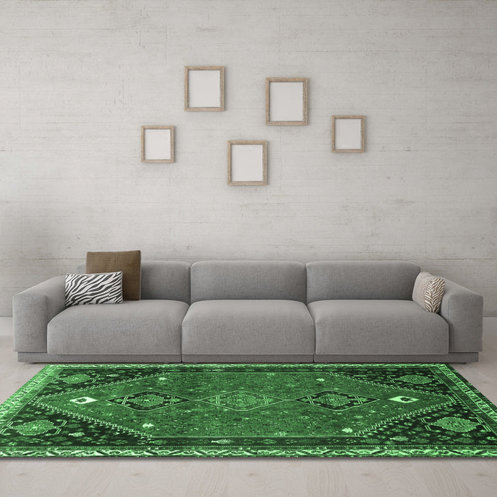 Machine Washable Persian Emerald Green Traditional Area Rugs in a Living Room,, wshtr878emgrn