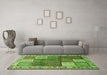 Machine Washable Persian Green Traditional Area Rugs in a Living Room,, wshtr883grn