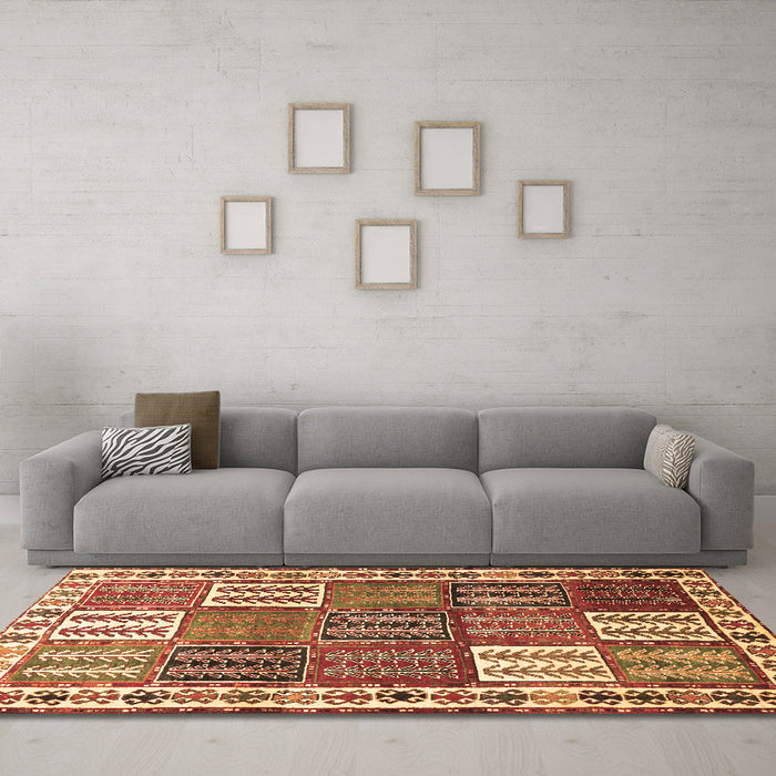 Machine Washable Persian Brown Traditional Rug in a Living Room,, wshtr883brn