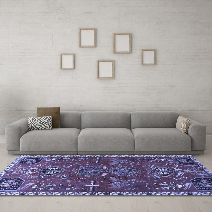 Machine Washable Persian Blue Traditional Rug in a Living Room, wshtr884blu