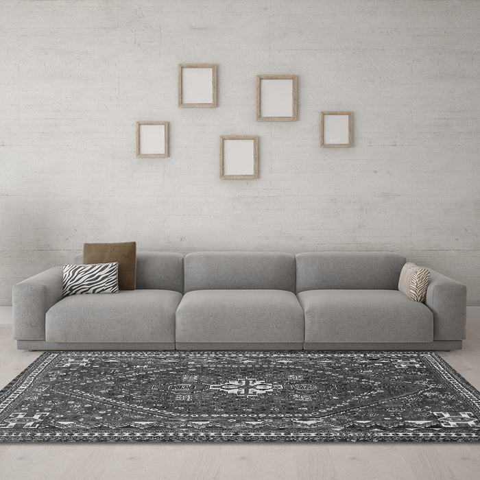 Machine Washable Persian Gray Traditional Rug in a Living Room,, wshtr886gry