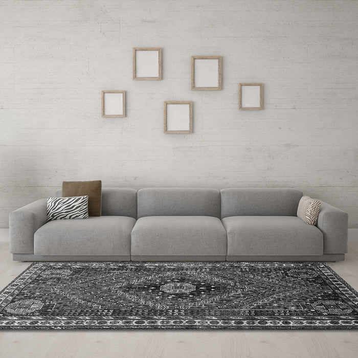 Machine Washable Persian Gray Traditional Rug in a Living Room,, wshtr890gry