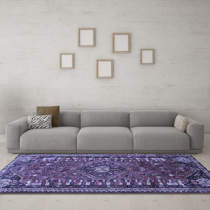 Machine Washable Persian Blue Traditional Rug in a Living Room, wshtr891blu