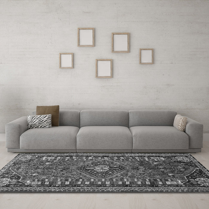 Machine Washable Persian Gray Traditional Rug in a Living Room,, wshtr891gry