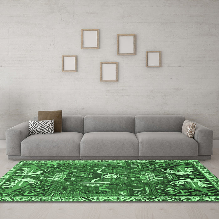 Machine Washable Animal Emerald Green Traditional Area Rugs in a Living Room,, wshtr894emgrn