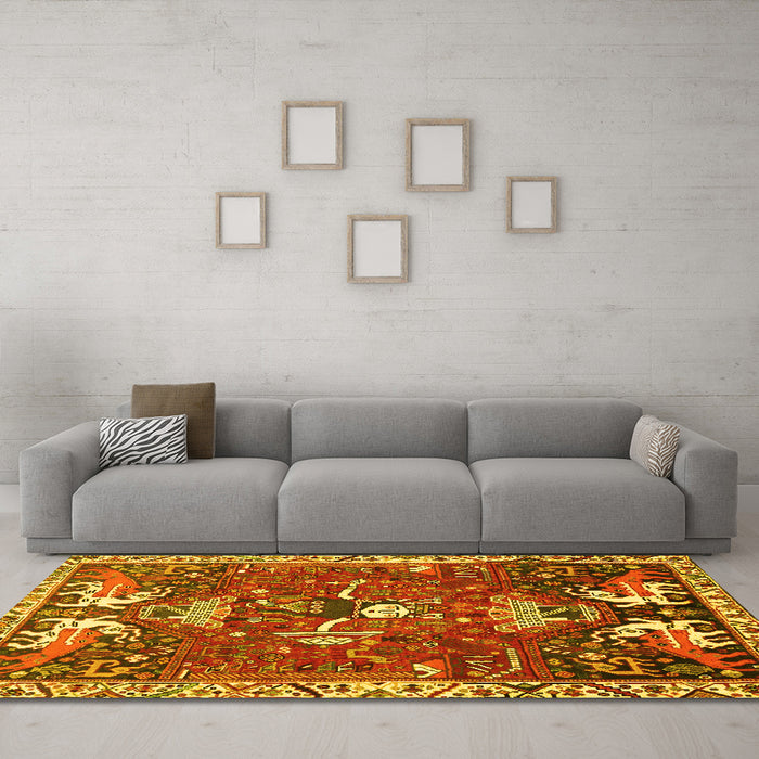 Machine Washable Animal Yellow Traditional Rug in a Living Room, wshtr894yw