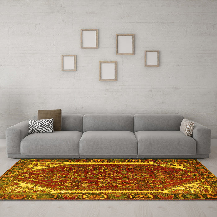 Machine Washable Persian Yellow Traditional Rug in a Living Room, wshtr898yw