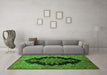 Machine Washable Medallion Green Traditional Area Rugs in a Living Room,, wshtr89grn