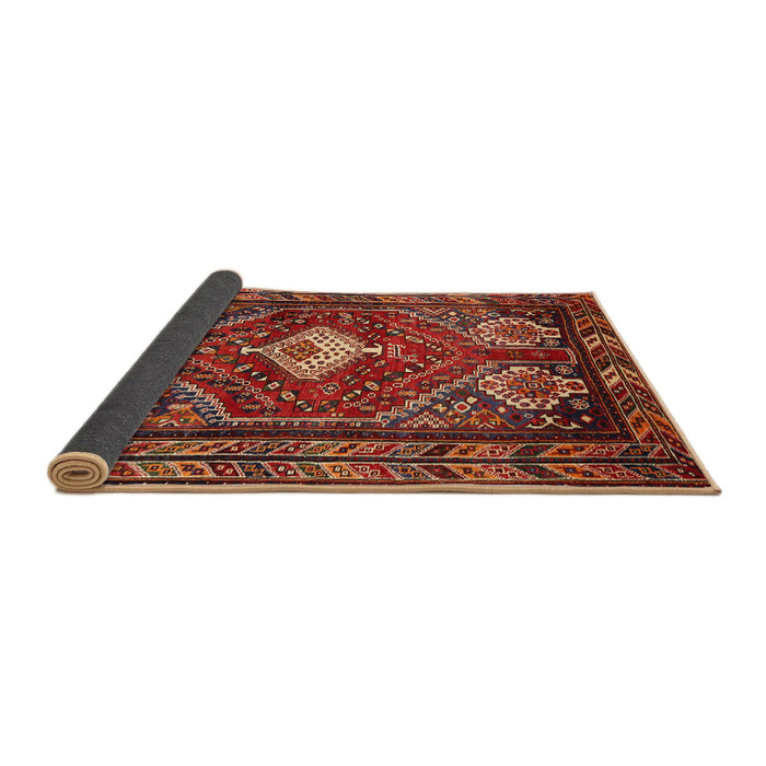 Sideview of Traditional Red Persian Rug, tr902