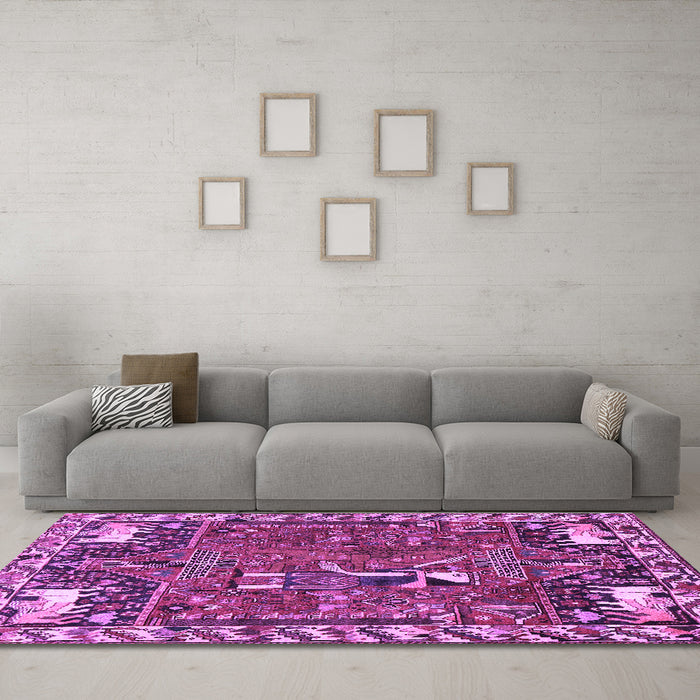 Machine Washable Animal Purple Traditional Area Rugs in a Living Room, wshtr903pur