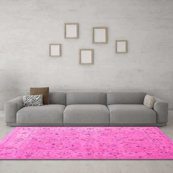 Machine Washable Oriental Pink Traditional Rug in a Living Room, wshtr904pnk