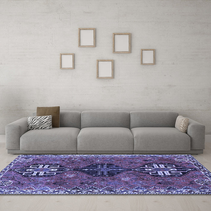 Machine Washable Persian Blue Traditional Rug in a Living Room, wshtr905blu