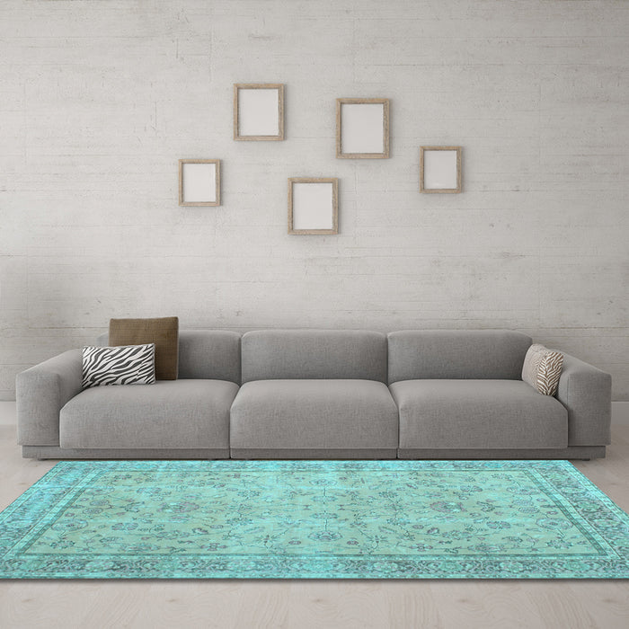 Machine Washable Persian Light Blue Traditional Rug in a Living Room, wshtr909lblu