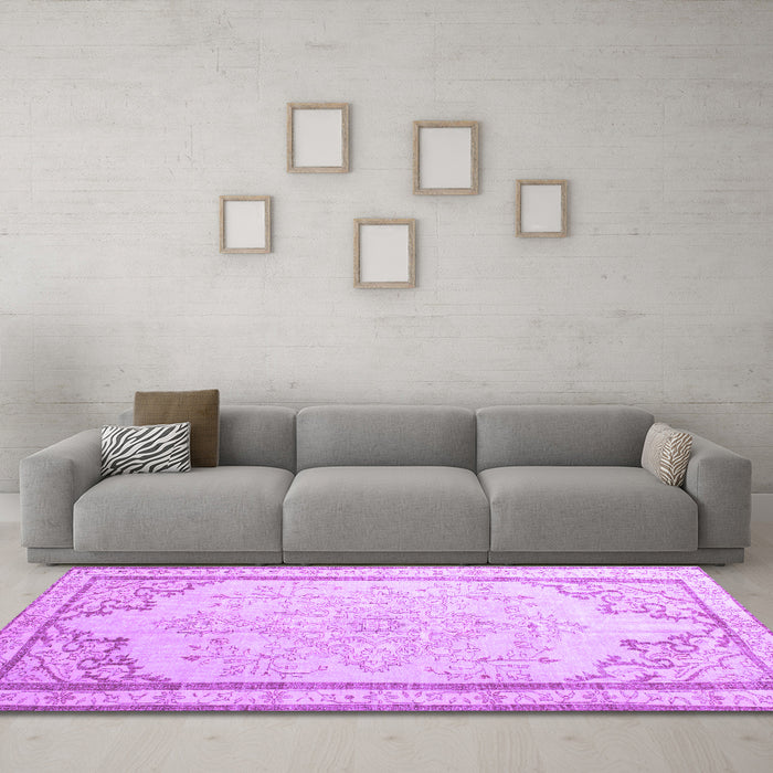Machine Washable Persian Purple Traditional Area Rugs in a Living Room, wshtr910pur