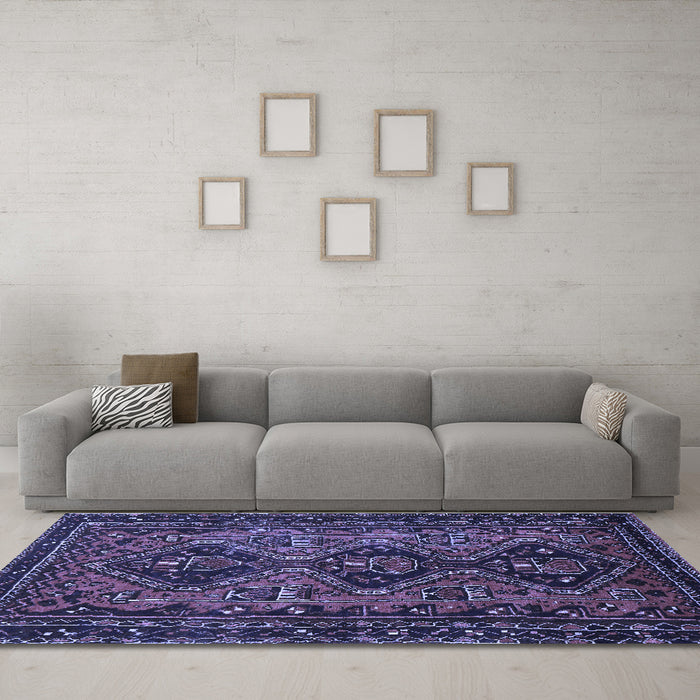Machine Washable Persian Blue Traditional Rug in a Living Room, wshtr913blu