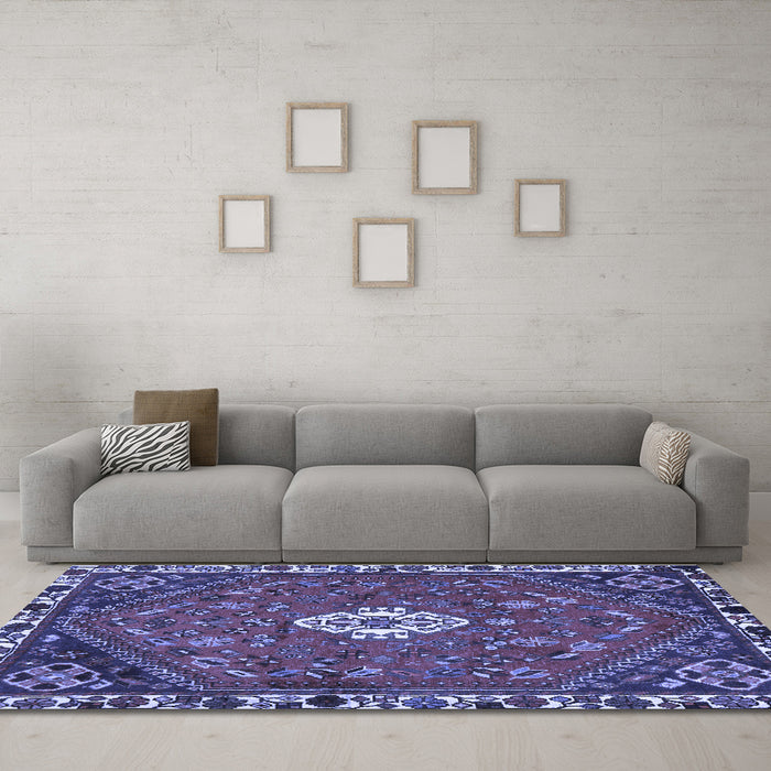 Machine Washable Persian Blue Traditional Rug in a Living Room, wshtr915blu