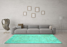 Machine Washable Persian Turquoise Traditional Area Rugs in a Living Room,, wshtr918turq