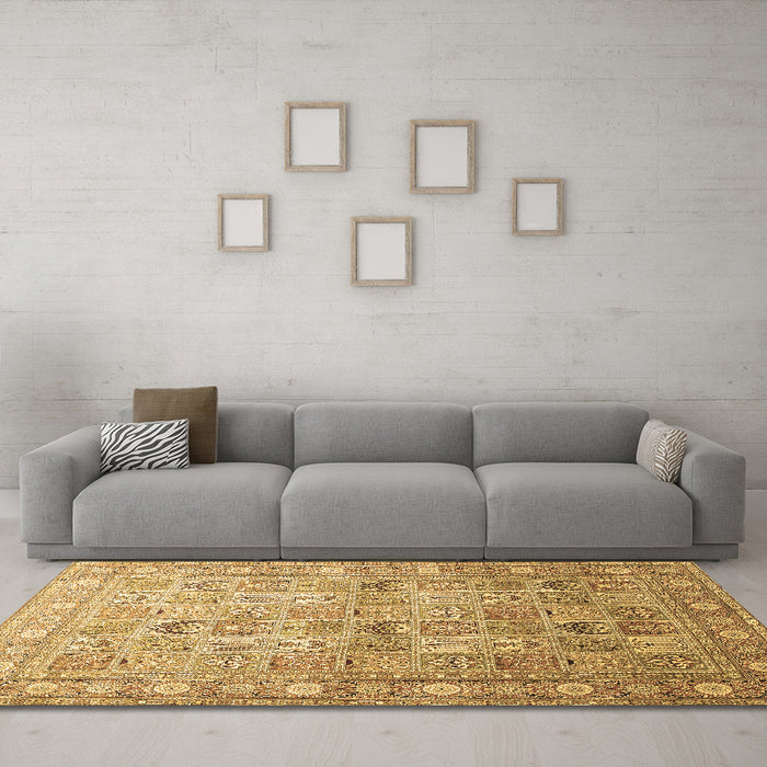 Machine Washable Persian Brown Traditional Rug in a Living Room,, wshtr91brn