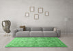 Machine Washable Persian Emerald Green Traditional Area Rugs in a Living Room,, wshtr91emgrn