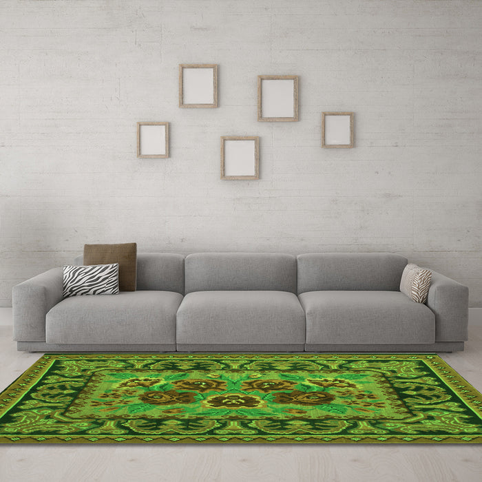 Machine Washable Persian Green Traditional Area Rugs in a Living Room,, wshtr926grn