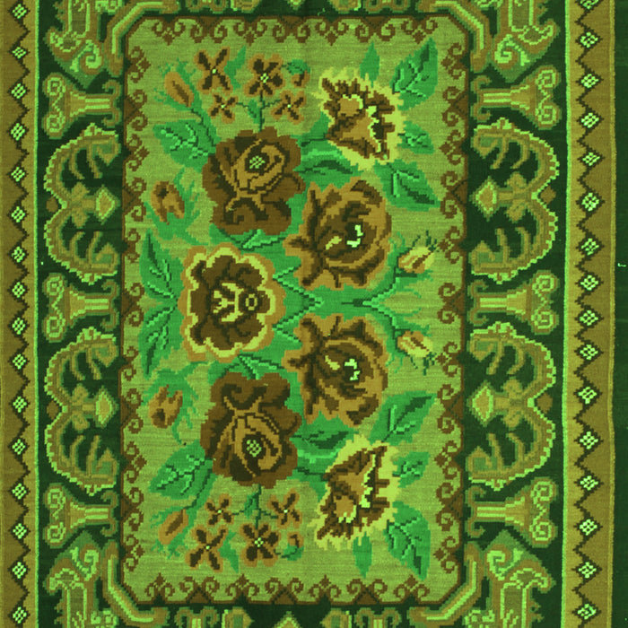 Serging Thickness of Machine Washable Persian Green Traditional Area Rugs, wshtr926grn
