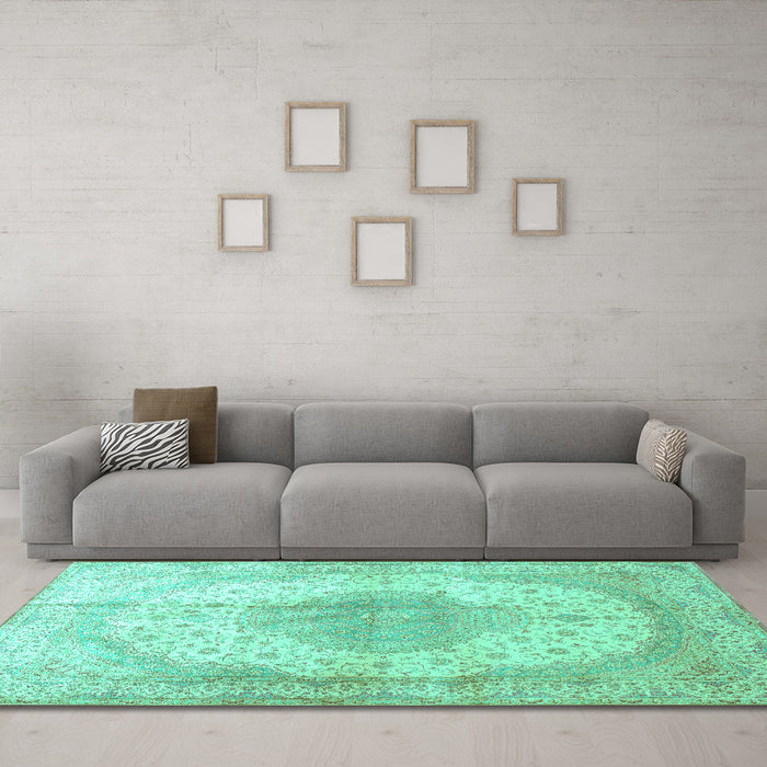 Machine Washable Medallion Turquoise Traditional Area Rugs in a Living Room,, wshtr92turq