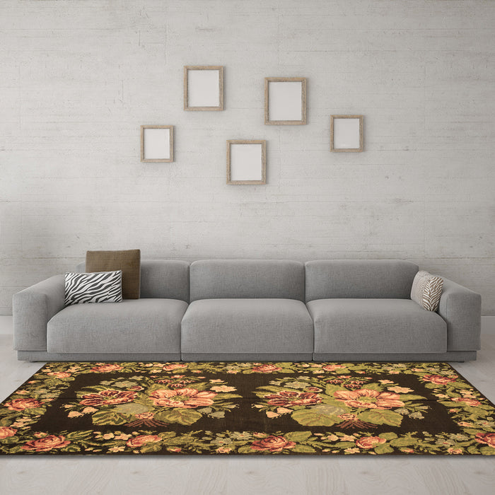 Machine Washable Medallion Brown French Rug in a Living Room,, wshtr930brn