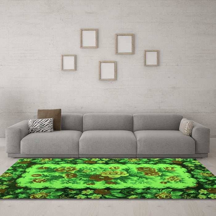 Machine Washable Persian Green Traditional Area Rugs in a Living Room,, wshtr932grn