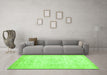 Machine Washable Persian Green Traditional Area Rugs in a Living Room,, wshtr936grn