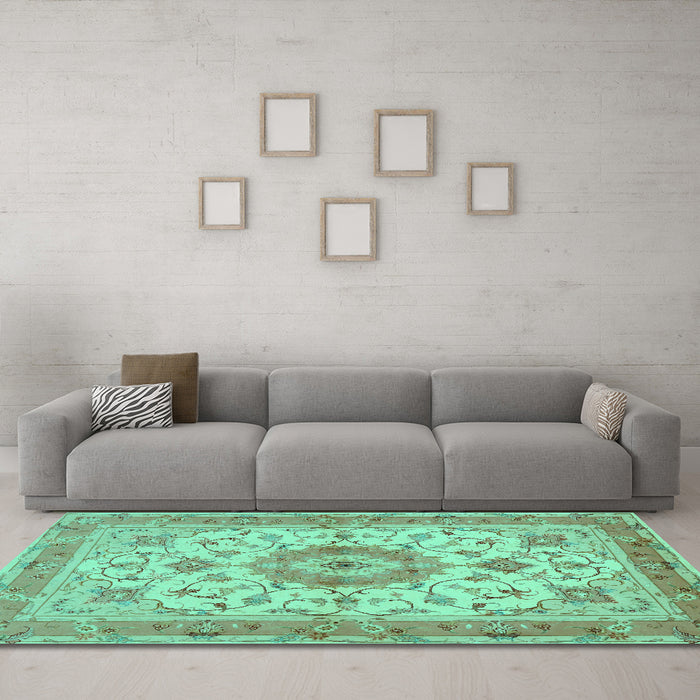Machine Washable Persian Turquoise Traditional Area Rugs in a Living Room,, wshtr941turq