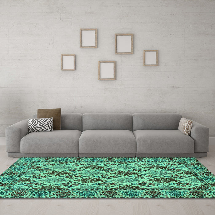 Machine Washable Persian Turquoise Traditional Area Rugs in a Living Room,, wshtr942turq