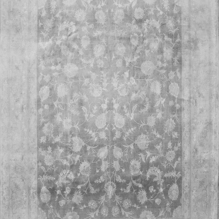 Serging Thickness of Machine Washable Persian Gray Traditional Rug, wshtr944gry