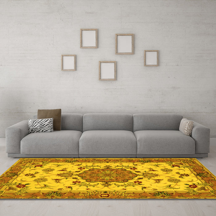 Machine Washable Persian Yellow Traditional Rug in a Living Room, wshtr946yw
