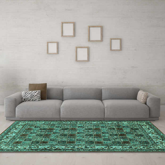 Machine Washable Persian Turquoise Traditional Area Rugs in a Living Room,, wshtr948turq